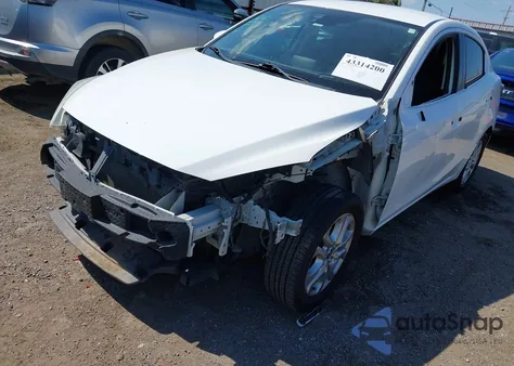 2016 Scion Ia z USA, uszkodzony, nr VIN 3MYDLBZV2GY125313